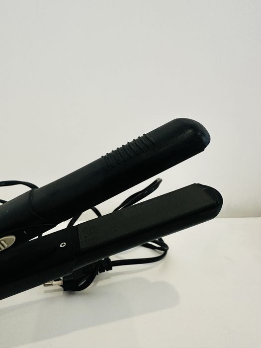 Alisador cabelo Taurus