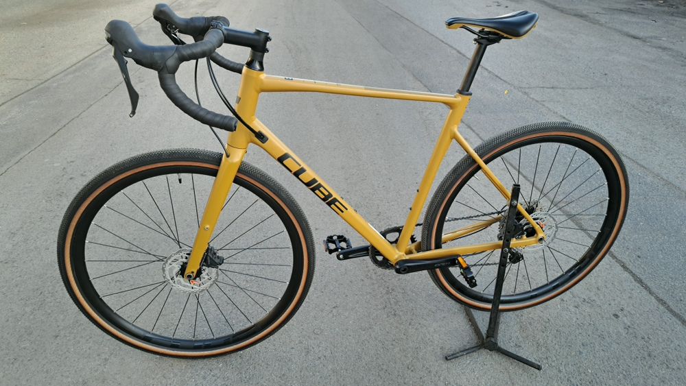 Rower gravel Cube Nuroad Ex