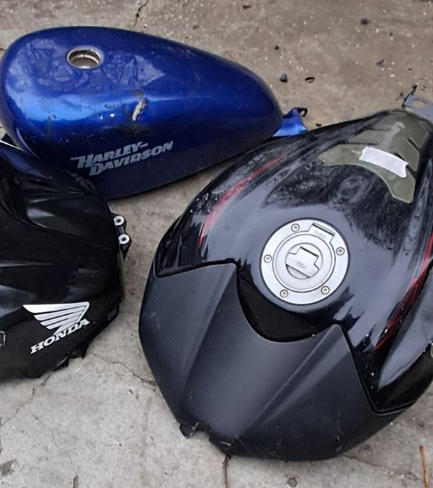 Паливний бак r6 .запчастини r6,mt09