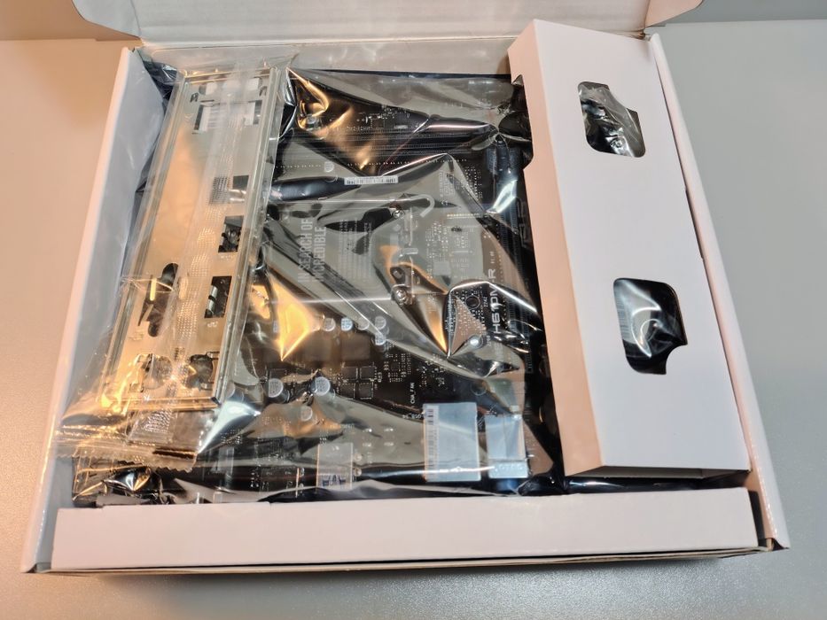 Материнська Плата Asus H610M-R D4-SI