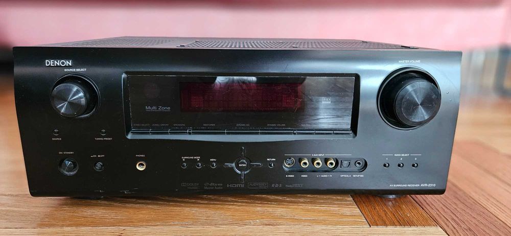 Denon AVR-2310 amplituner