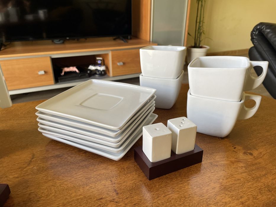 Jogo de Chá e Café Minimalista Quadrado - Porcelana Branca (18 Peças)