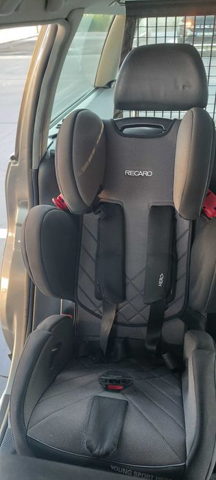 Cadeira auto de bebé Recaro