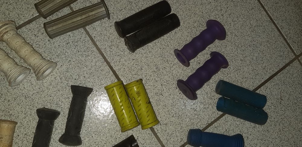 Punhos para triciclos e bicicletas de criança