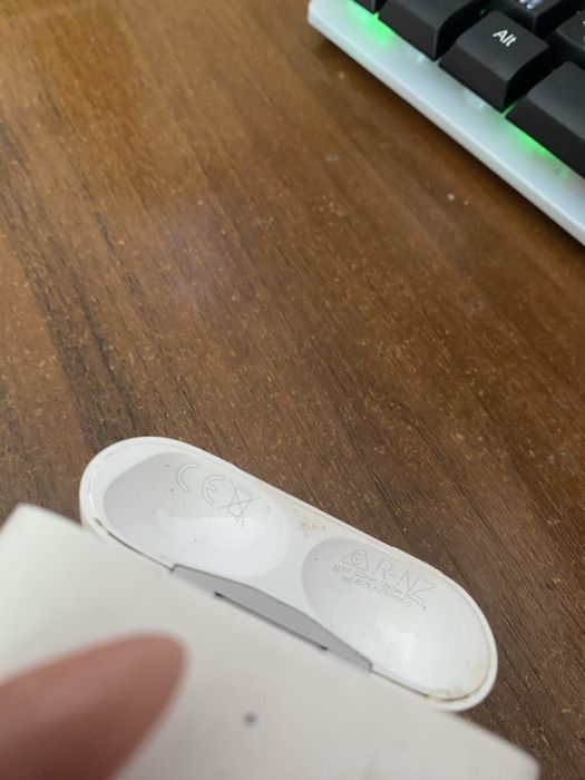 Кейс AirPods pro 2 A2700