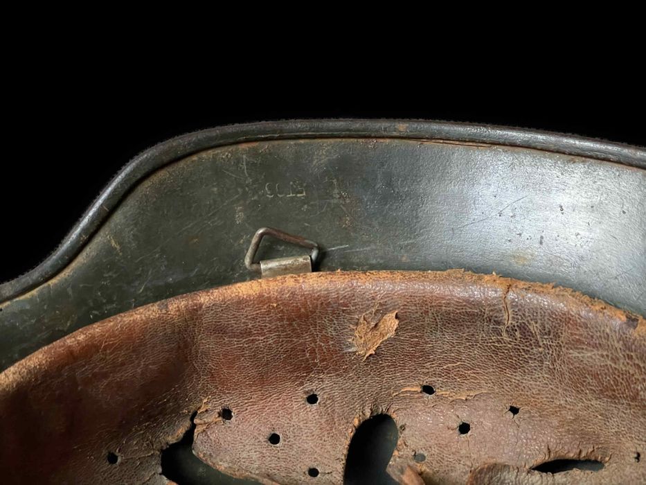 Hełm niemiecki M40 Wehrmacht w kamuflażu