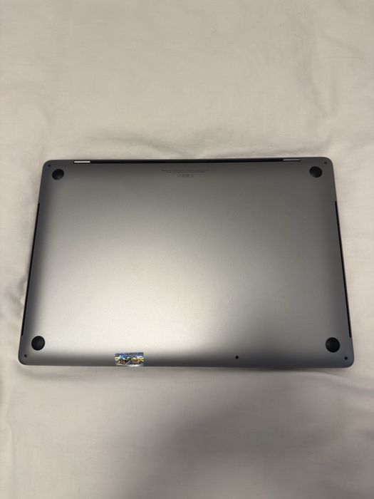 Apple MacBook Pro 2019 | 16" | i7- 9750H | 16 GB | 512 GB SSD | 5300M 4 GB | cinzento espacial | PT