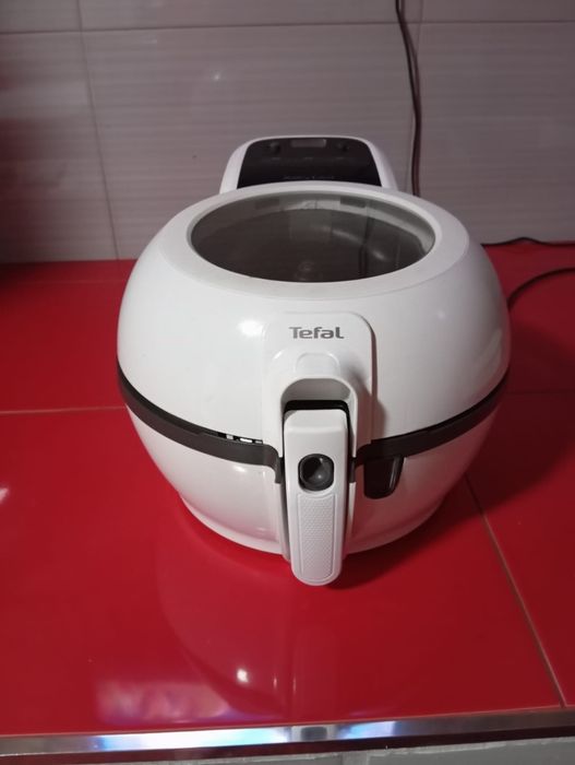 Fritadeira tefal air fryer