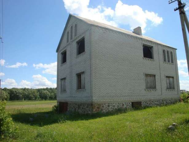 Продається будинок смт. Ружин, Житомирська обл. (2год. до Києва) Торг