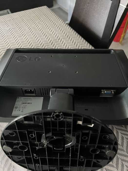 LG Monitor (LCD)64283903226114122