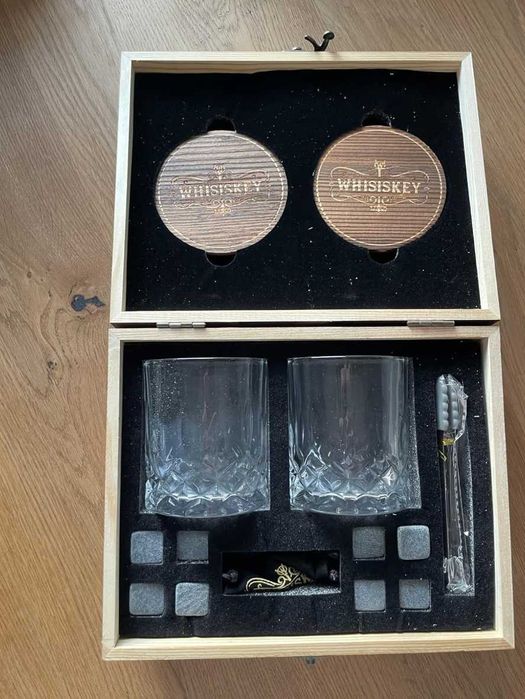 Zestaw do Whisky Szklanki Kamienie Pudełko Prezent + GRATIS Podkładki