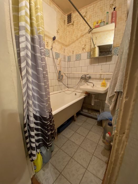В продажу 3 кімнатна квартира