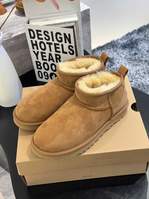 UGG Classic Ultra mini R.37