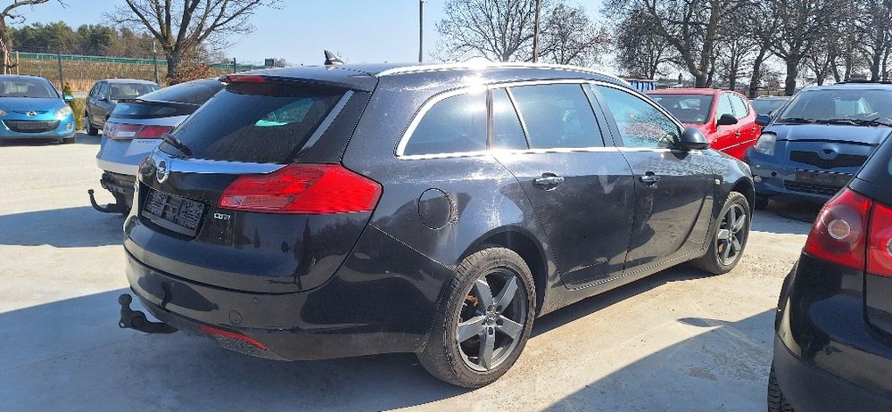 Cały Opel insygnia na części Z20R kod lakieru