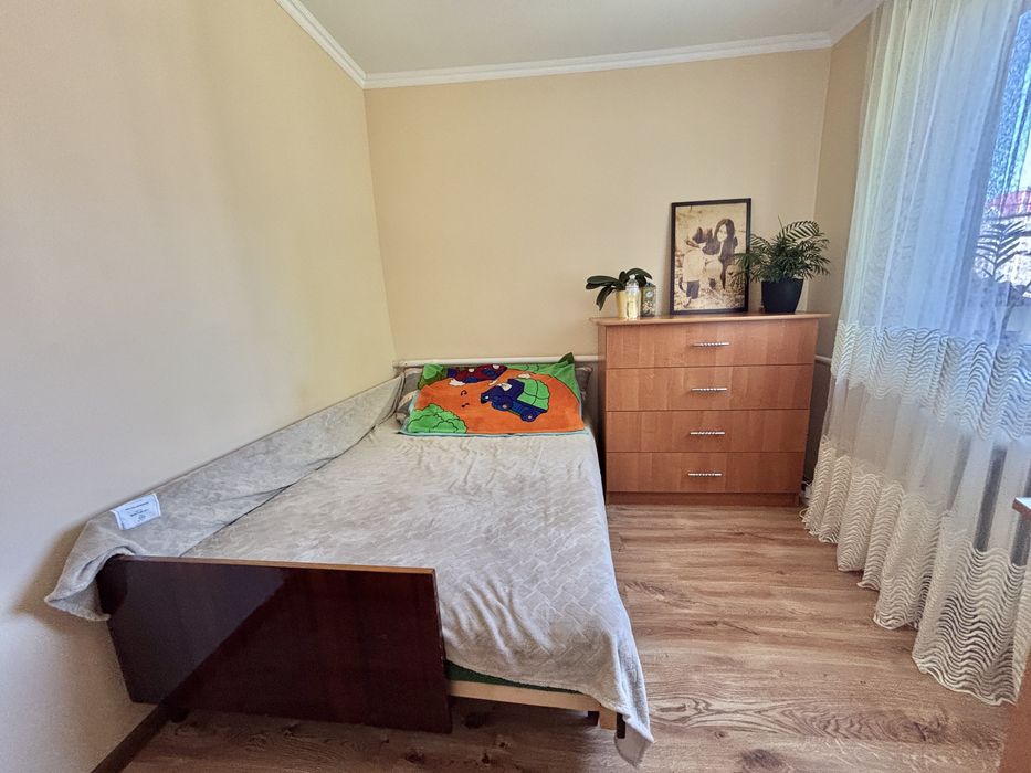 Продається будинок 110м.кв. Ділянка 9 соток. Тисменичани. Школа. Садок. Газ. Світло. Вода