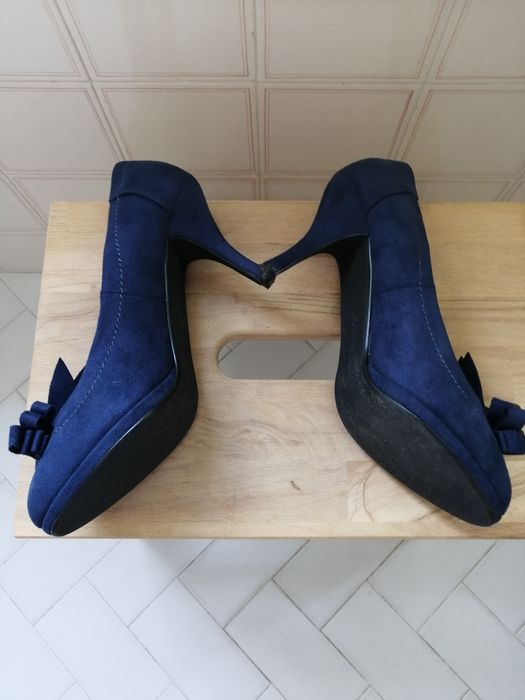 Sapatos Maripaz em Camurça Nº 39