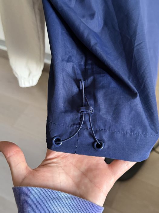 Вітровка лега спортивна куртка Hummel