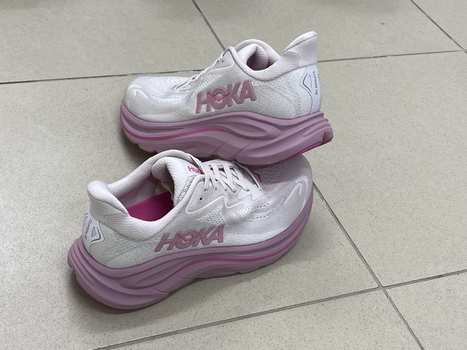 Hoka Оригінал! Кросівки жіночі Hoka Clifton 10.