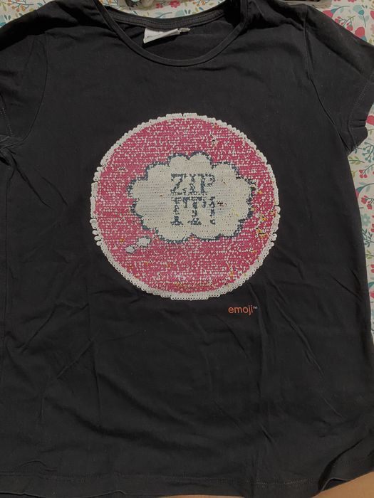 T-Shirt com detalhes