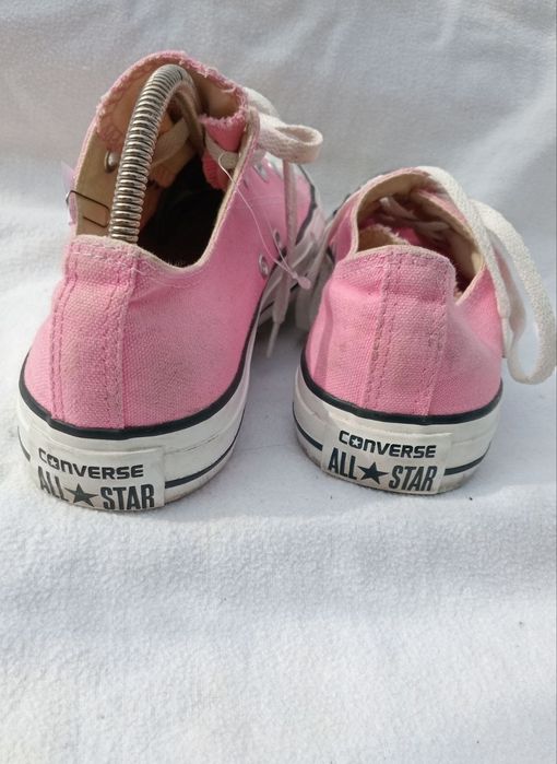 Жіночі фірмові кеди конверси