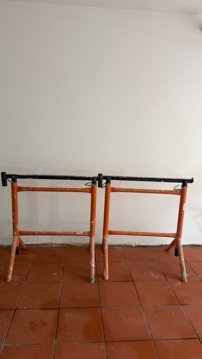 2 Cavaletes Metálicos de Obra / Construção Civil