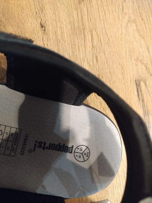 Sandały chłopięce r 37 wkładka 23,5 cm