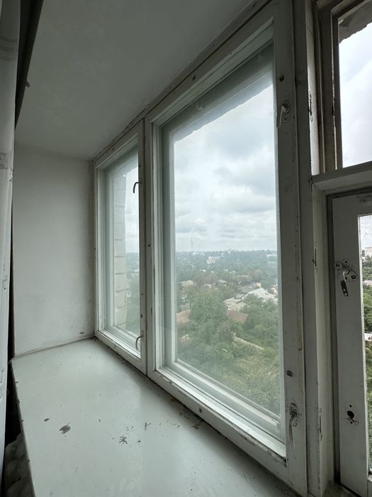 Продається 3-кімнатна квартира по вул. М. Небаби, центр міста