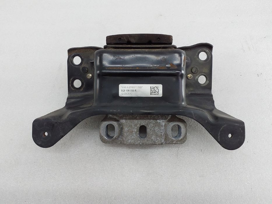 Apoio da caixa SEAT Leon (5F1)