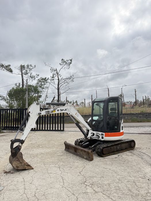 Mini giratória Bobcat 430 ( 3.5t)
