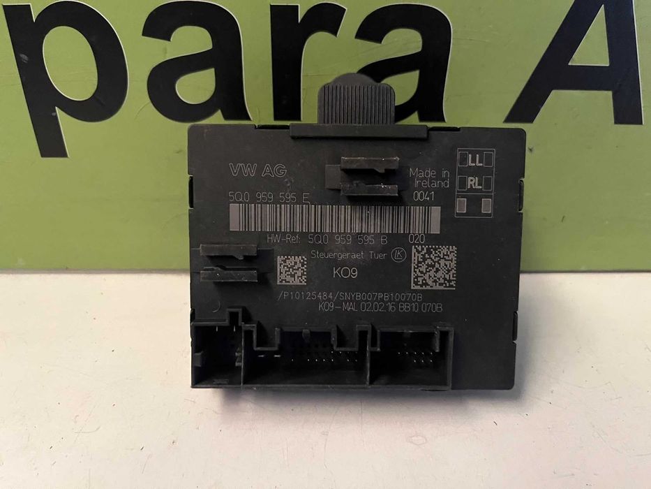 Vw / 5Q0959595E - Módulo Eletrónico Porta Traseira - MD142