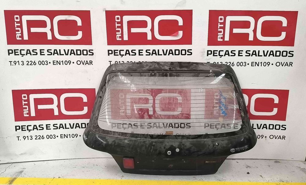 Porta / Tampa da Mala - TOYOTA STARLET