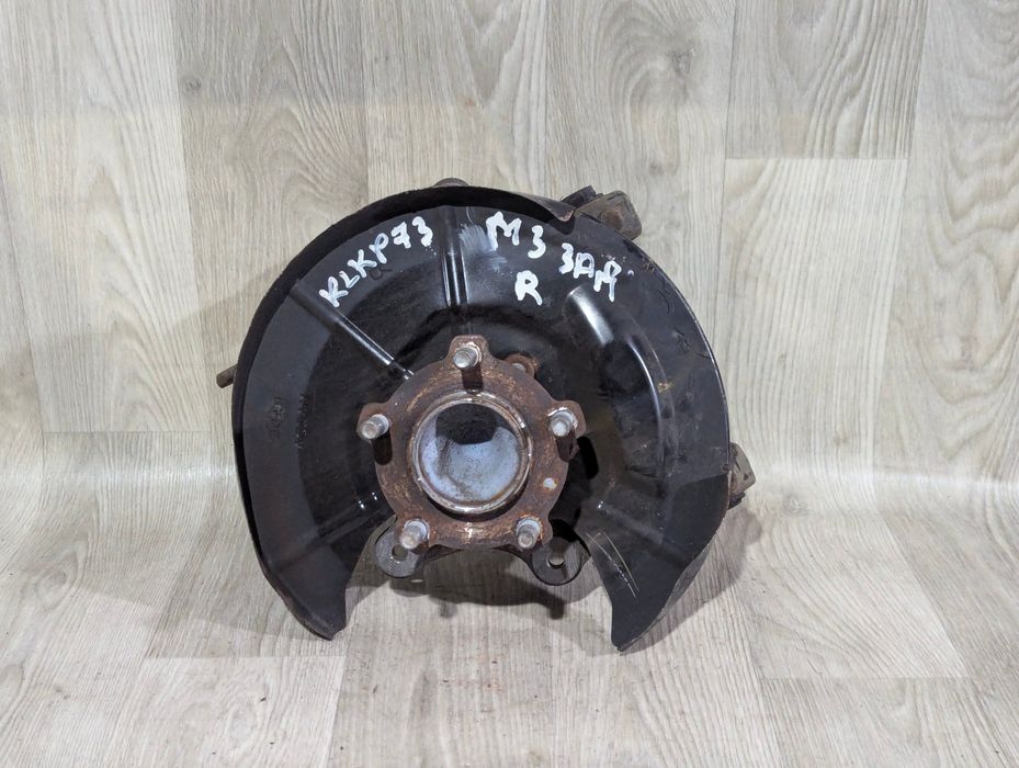 Mazda 3 BM Цапфа кулак поворотный задний правый левый 13-B45A2612X