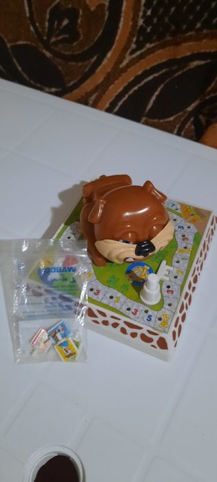 Jogo de tabuleiro e jogos de divertimento