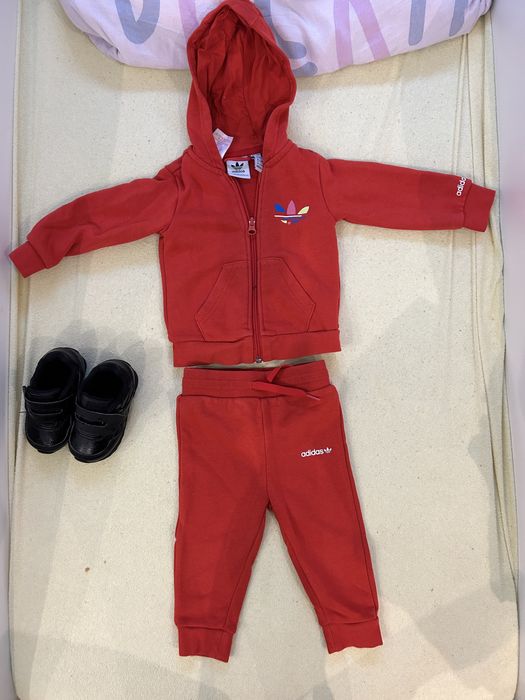 Komplet chłopięcy Adidas plus buciki Reebok