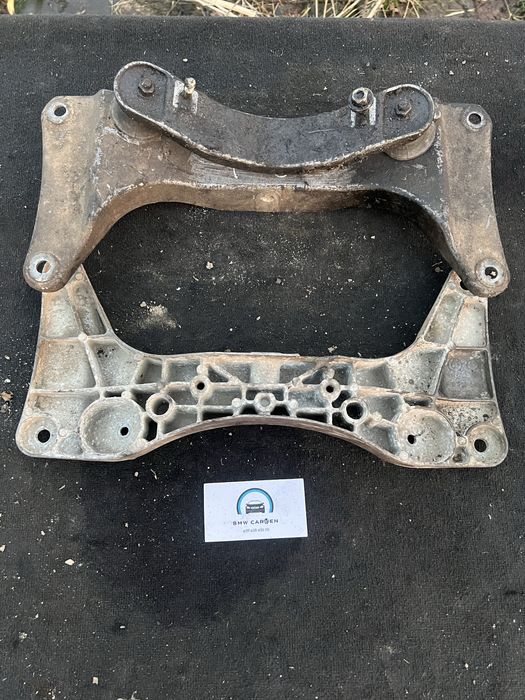 Кронштейн коробки BMW E53 E38 E39 E36 E34 E60 E46