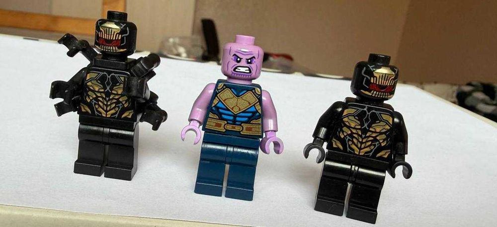 LEGO Marvel Танос + 2 Outriders (оригінал)