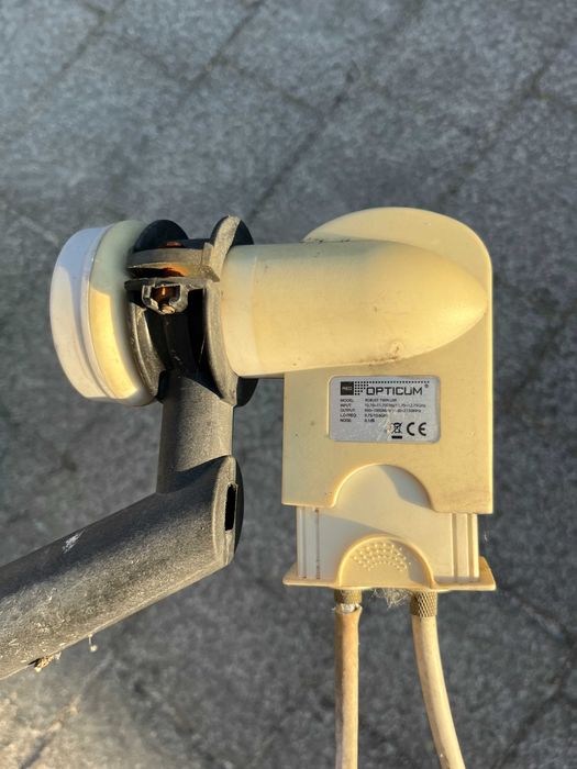 antena satelitarna