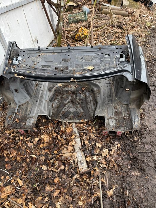 Tylna część Mercedes Cla C117