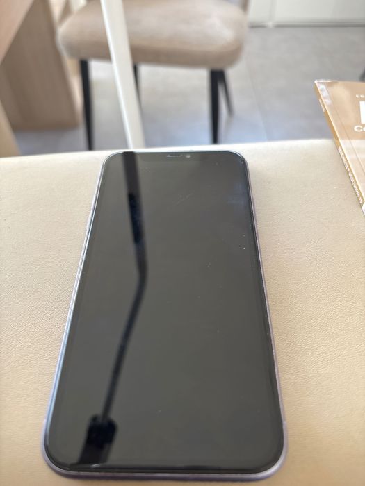 iPhone 11 64Gb  em ótimas condições.