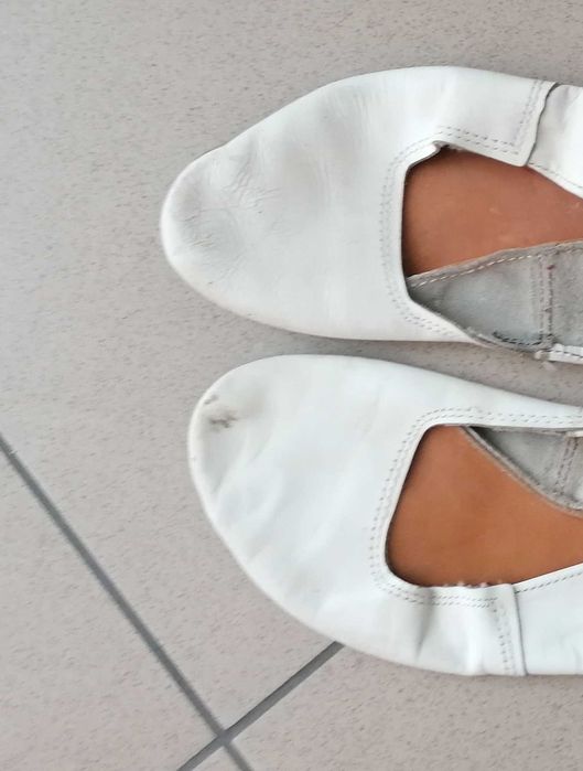 Skórzane baletki 23,5 cm