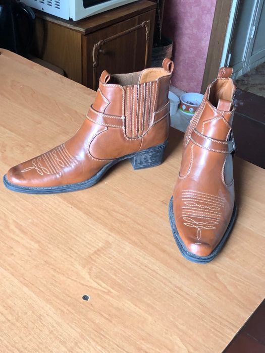 Ковбойские ботинки