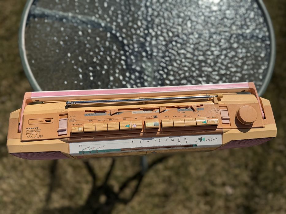 Продам магнитолу Sanyo MR-WU4P