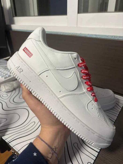 Nike Air Force 1 Low Supreme White R.36.5