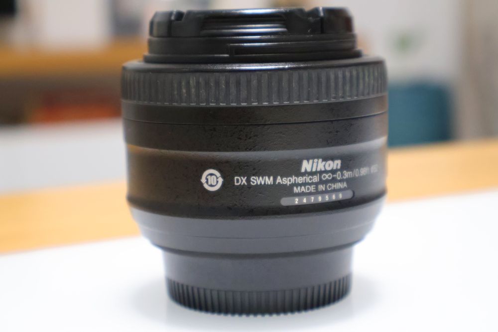 Nikon AF-S 35mm F/1.8 DX G