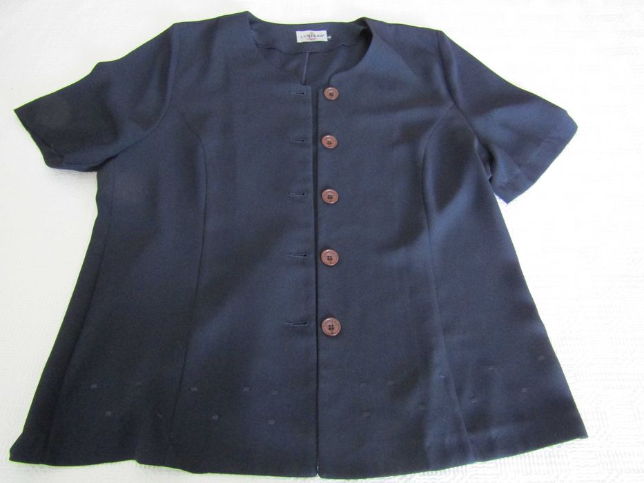 Blazer manga curta azul escuro