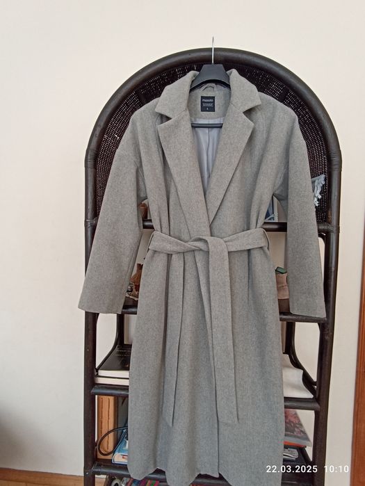 Пальто демісезонне