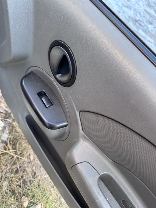 Шевролет Авео 2005 под ремонт двигателя