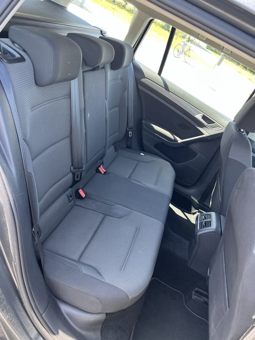 VW Golf 7.5 Variant 1.6TDi 115cv Comfortline Nacional