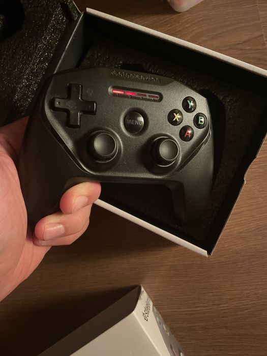 Геймпад джойстик SteelSeries Nimbus + для Apple
