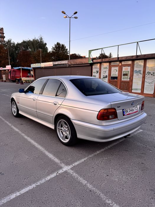 Продам бмв е39 m57